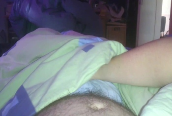 Die geile M*********e muss vor der Arbeit g******n werden