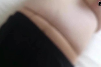 Omas F***e in Feinstrumpfhose