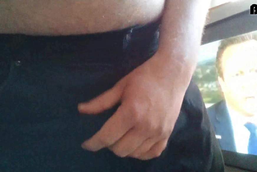 Notgeil in Hose von Nylonj***e pic3