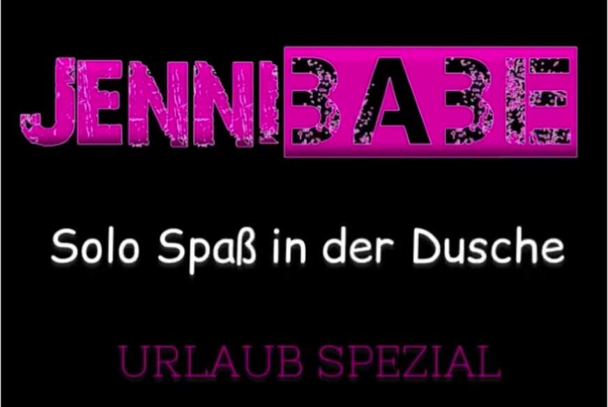 JenniBabe: Solo Spaß unter der Dusche