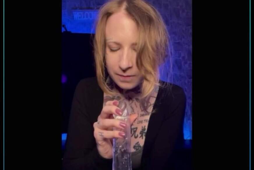 JenniBabe: Diamanten Dildo
