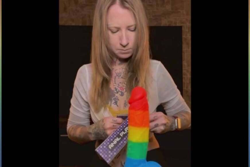 JenniBabe: Rainbow Twilight booty