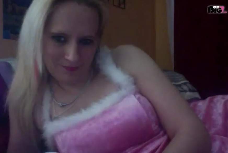 julchen2014: Ich rasiere und f****r mich.