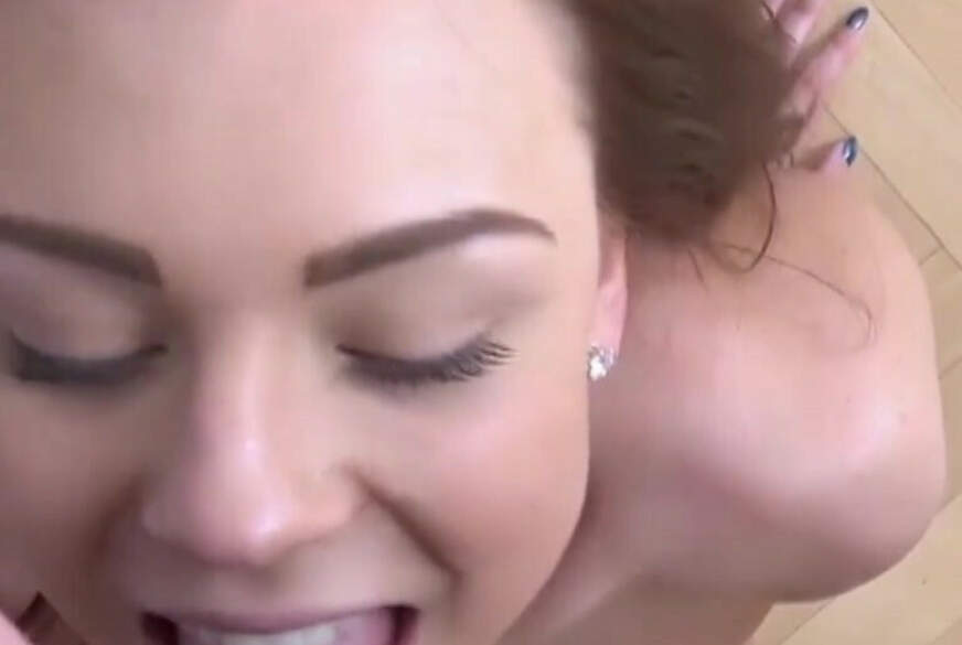 OrnellaX: Doppels******r! Erst ins M****iloch, dann ins F******l!