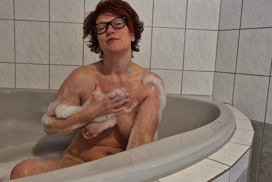 Popp-Sylvie: Dirty Talk - N**ser D*******k in der Badewanne