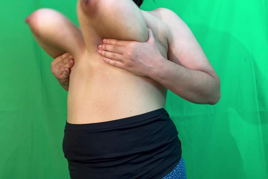 HucowEva: Big Boobs Bouncing