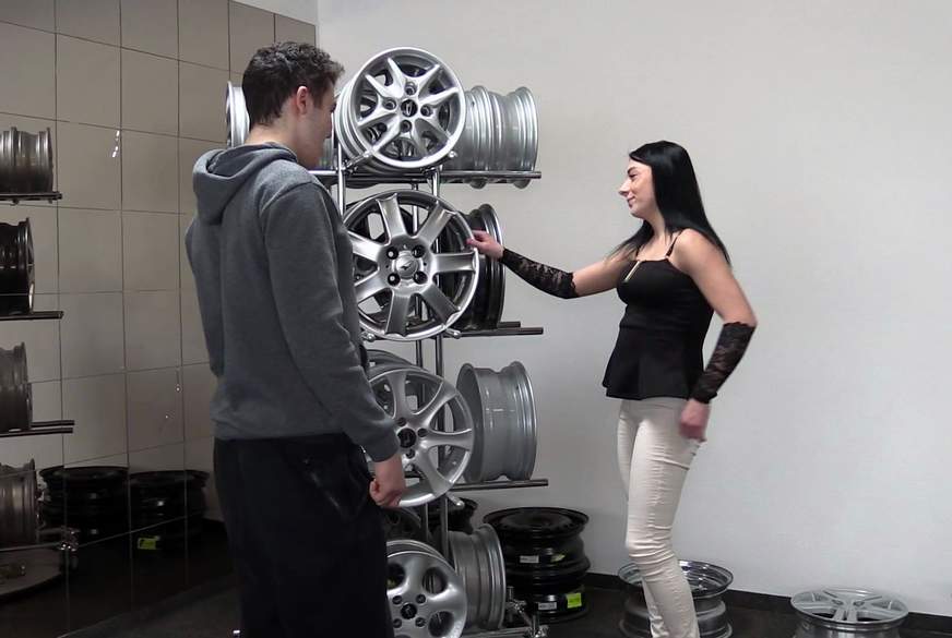 18-jährigen Kunden verführt von Bella-Xara pic3