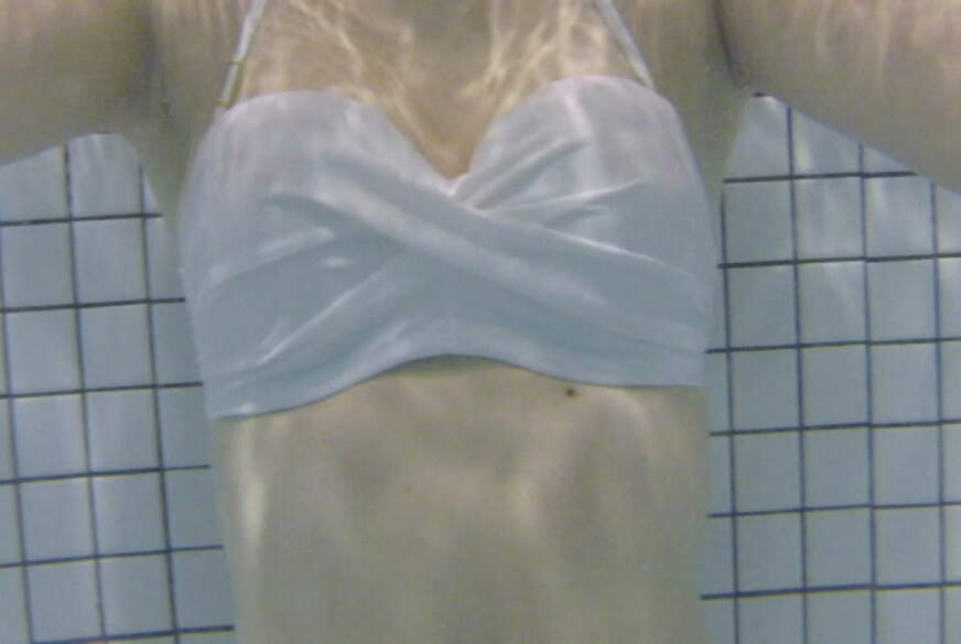 Ayoona: in der therme2