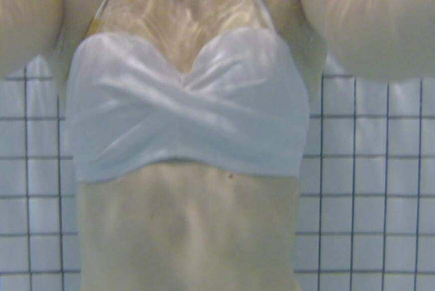 Ayoona: in der therme2