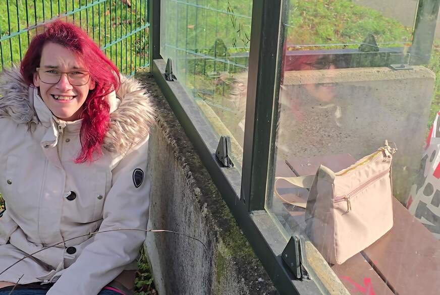 Ayoona: Bushaltestelle A*******t