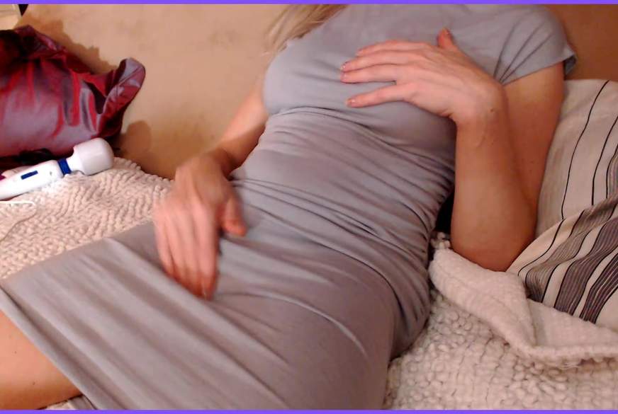 Zuzanny: Kleid v***********t und geil gekommen...