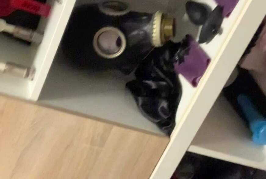 Phia: werde mein Dienstm*****n