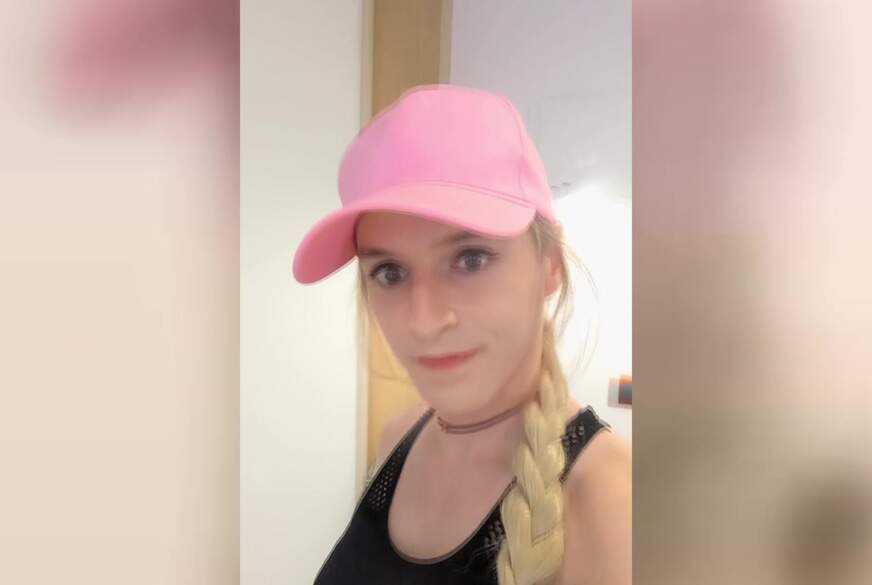 Nach dem Beach-Jogging gibts verschwitzte Socken und Füße fürs Sklaven Maul! von TV_Helena_Kimberly