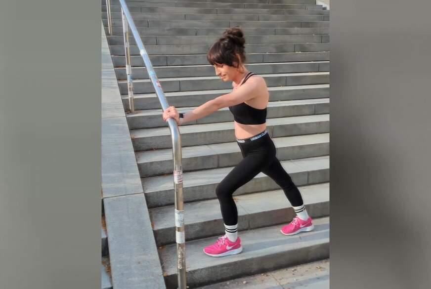 TV_Helena_Kimberly: Doppeltes Wetting beim Sport! Voll mit P***e kanns dann endlich losgehn! FULL CLIP! NUR HIER!