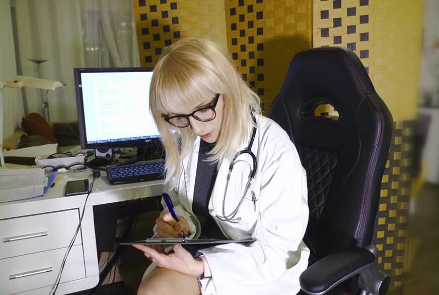 TV_Helena_Kimberly: Sprechstunde bei Frau Doktor Helena! Testen wir mal Ihre Potenz! JOI