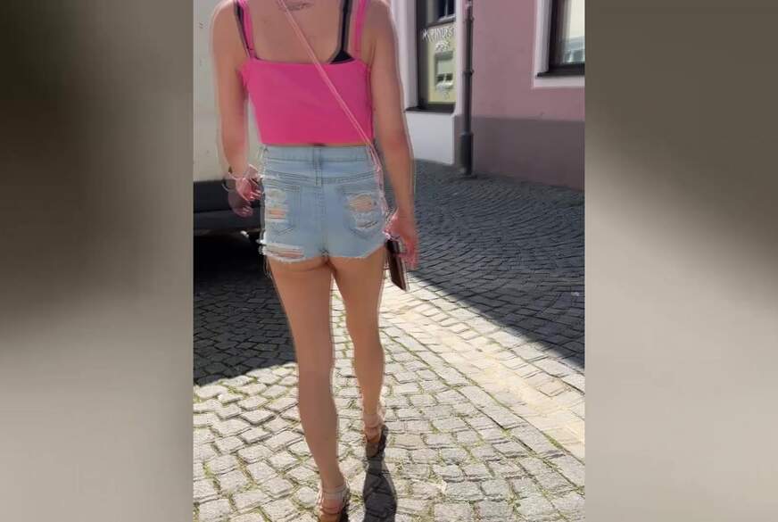 Heißer Sommertag mit Plug im A***h! Da muss der S*****z schleunigst e*******t werden! FULL CLIP exk von TV_Helena_Kimberly