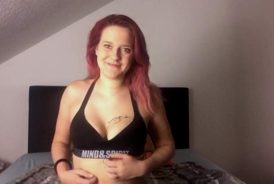 Roxy-Lunita: OMG! 1. MAL NACKT! MEGA ORGASMUS!