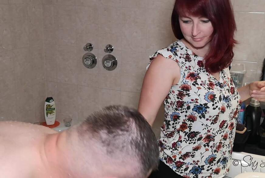 Die volle L****g in den Mund. Das hatte ich nicht erwartet. von Bea-B**tercup