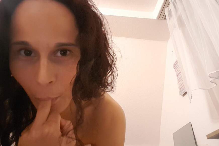 Alicia_Charisma: H******e und Doppel Masturbation a la Alicia