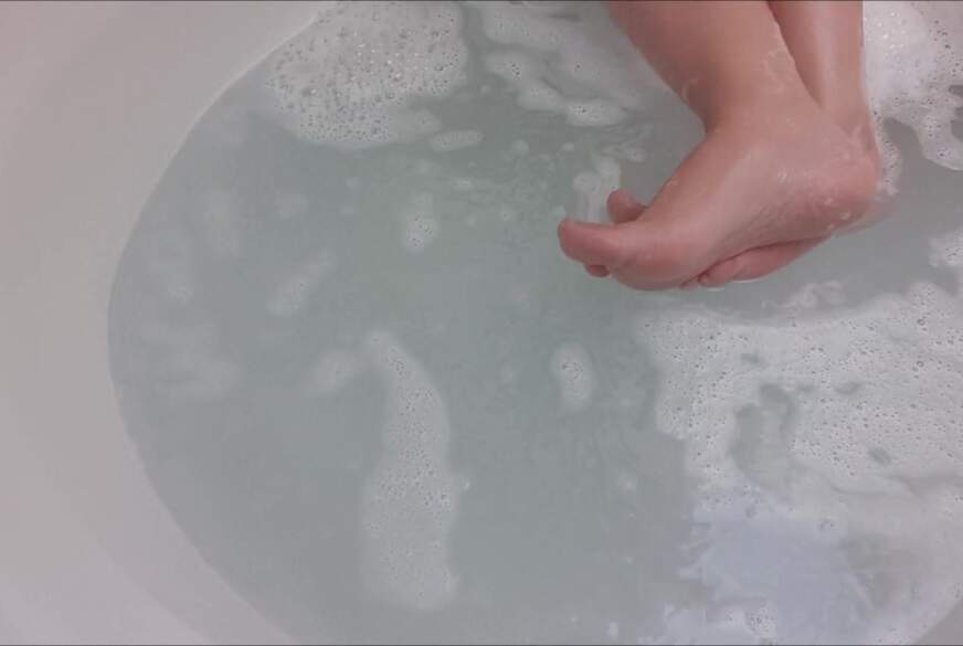 Bete meine n**sen Füße an! von LadyAtalante