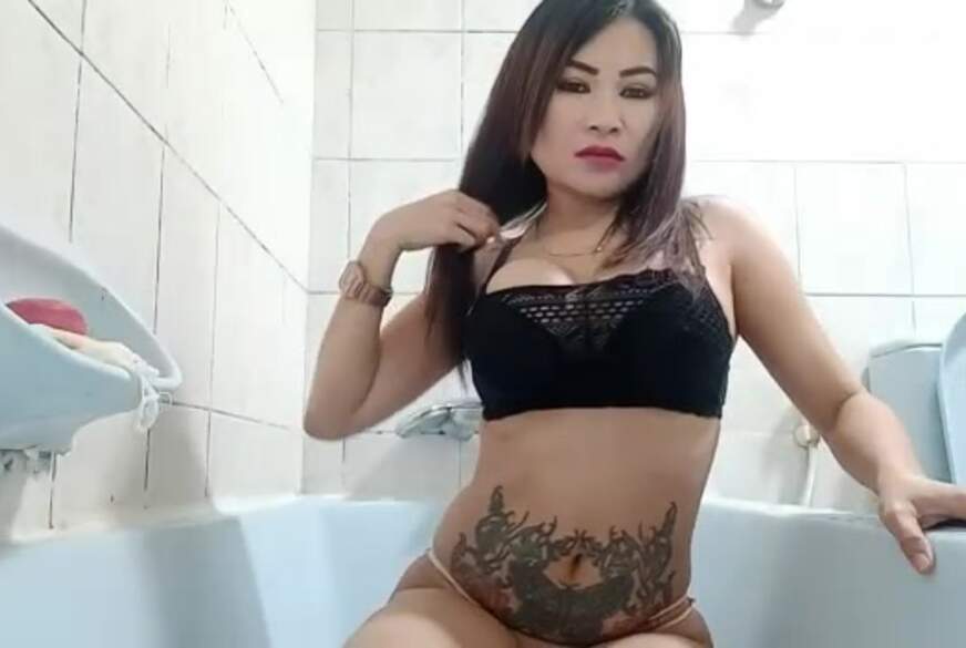 HotVanessa: geiles ming  v******n wieder N**sgerubbelt