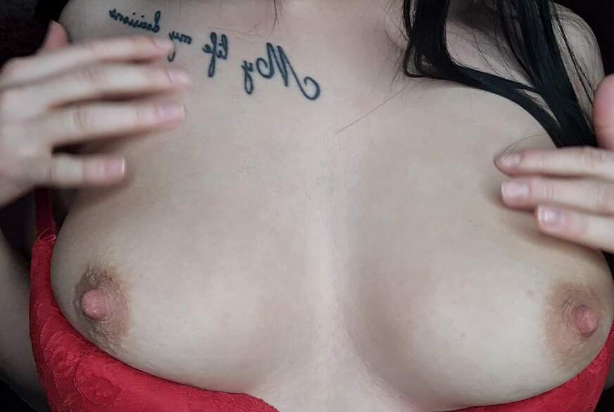 MisssX: OMG!! Meine Brüste gezeigt! Gehe ich zu weit ???