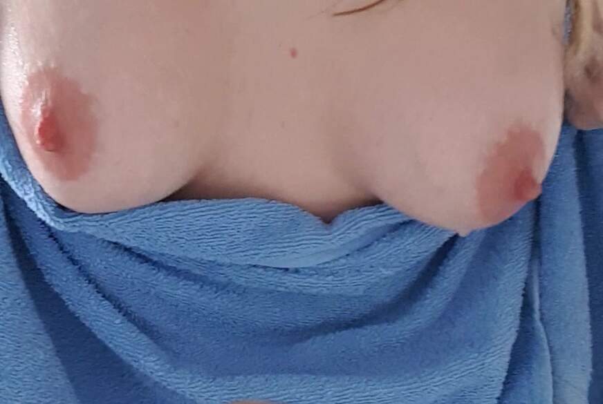 SexySuesse: N**ser Spaß im Badezimmer