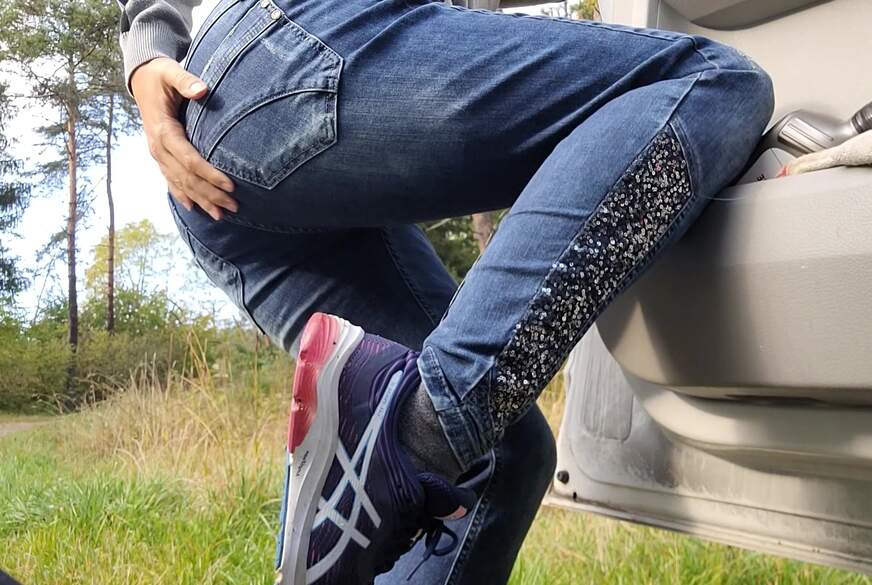 SexySuesse: Sexy Jeanspo, P**si am Straßenrand, wurde ich gesehen?