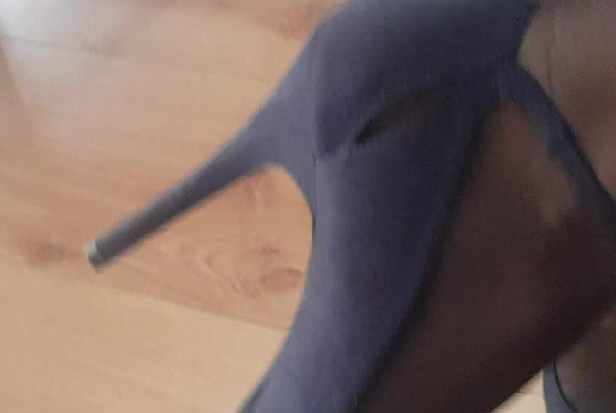 SexySuesse: Blur High Heels ohne String