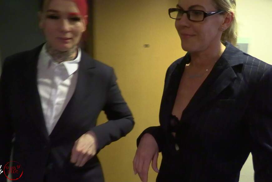 Miley-Weasel: 2 Bürob*****s f****n sich die Seele aus dem Leib !!