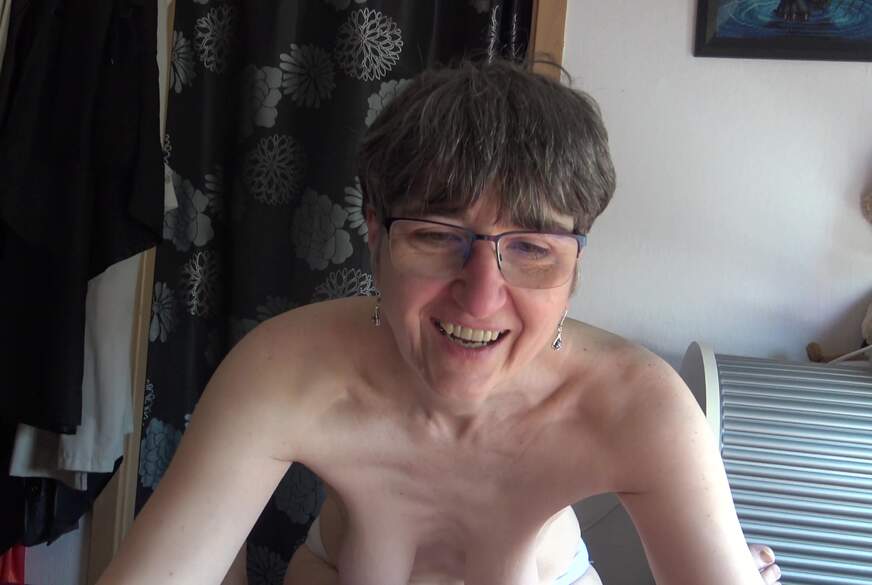 GermanHotMilf: C*m Enjoyment