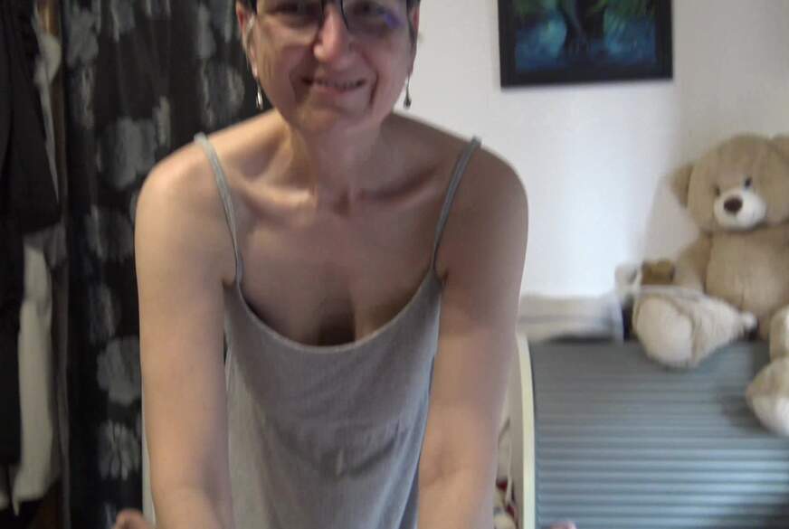 GermanHotMilf: C**k in Mouth