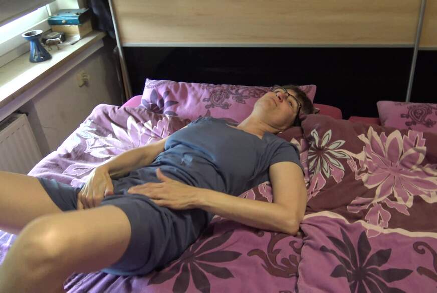 GermanHotMilf: Es rumpelt in der F***e