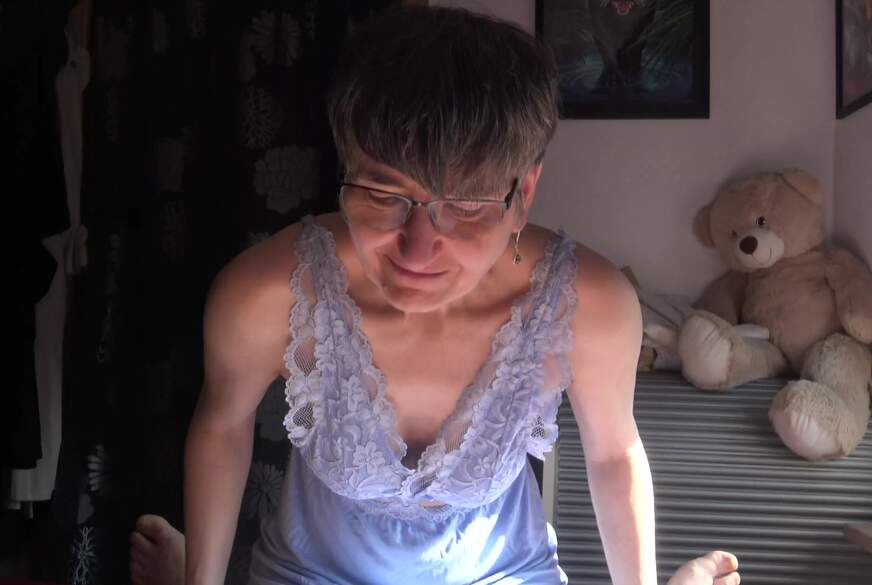 GermanHotMilf: Swallow Sunday