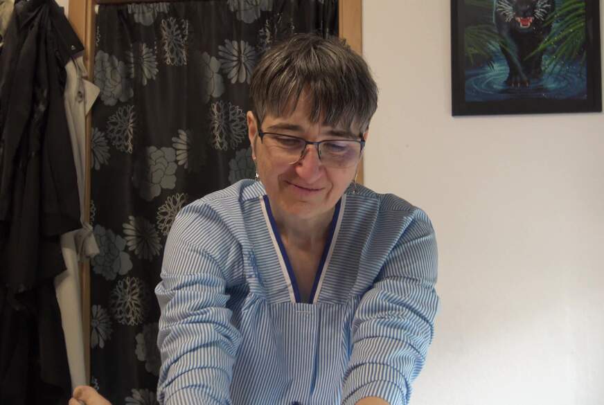 GermanHotMilf: Einfach A********t