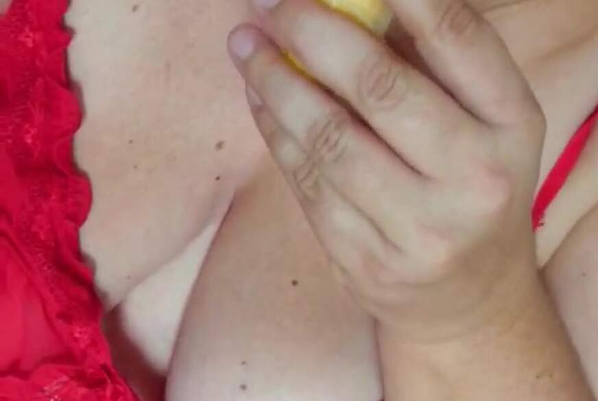 Estrella69: Tittenmassage