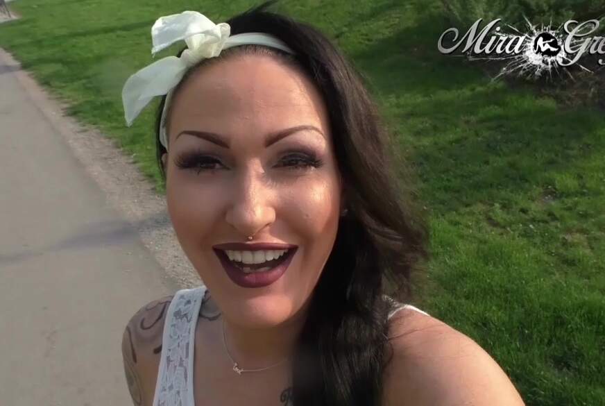 Mira-Grey: öffentliches S****a Gesicht !