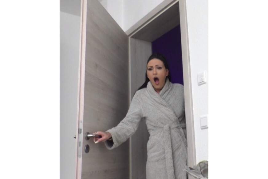 Mira-Grey: Oh nein, bester Freund s*****t in mich rein !