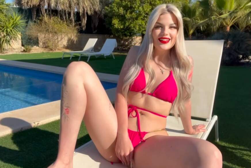 Bunnylou: HEIMLICHER OUTDOOR ORGASMUS im FAMILIEN-URLAUB!