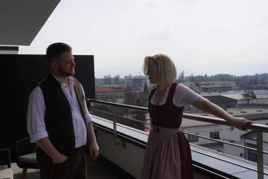 Lea-kirsch: FRÜHLINGSFEST- F****tart 2026 FRISCH BLANK g*****t im Neuen Dirndl ab ins Bierzelt!