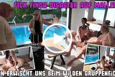 FICK FINCA DISASTER AUF MALLE! Egon KOWALSKI erwischt uns beim wilden Gruppenfick! Milfs Tattoos Europäisch Gangbang Natur Fingern Masturbieren Blowjob Nahaufnahme Reiten Extremes Stöhnen 