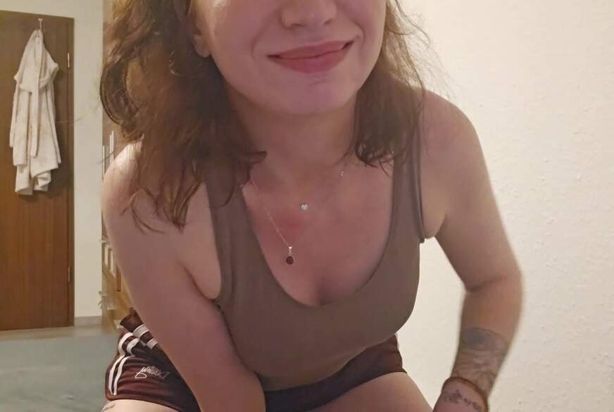 ElenaVoss: Mein erstes Video nach der längeren Pause! Solo Strip