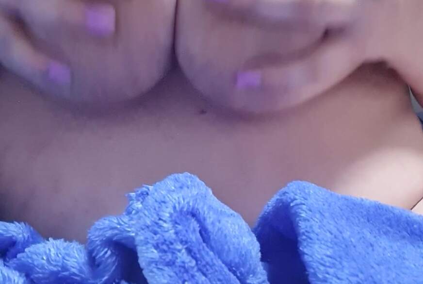 CurvySandra: Mega Titten