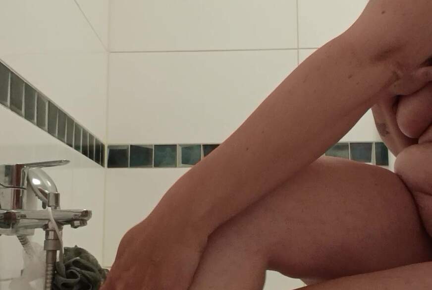 Sexypaar3947: Geil in der Badewanne besorgt