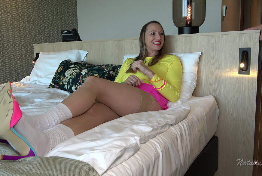 NatalieAlba: Im falschen Zimmer gelandet