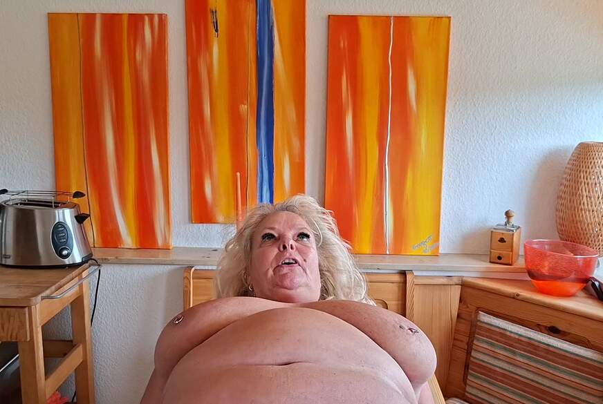 HotSilli152: Mega S****t auf dem KÜCHENTISCH