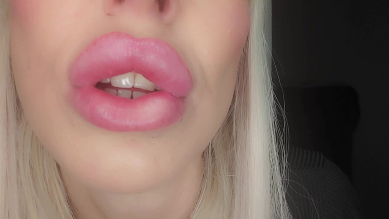 Hey mein Lieber,

Lehne dich entspannt zurück und lass dich von meinen prallen Blaselippen, auf sinnlicher Weise verführen! Stell dir vor, wie ich deine stramme Eichel sanft mit meinen prallen, weichen Lippen umschließe und dabei immer wieder kurz zärtlich an deiner Eichel sauge. Mit kreisförmigen Bewegungen meiner Zunge, werde ich sanft deine Eichelspitze massieren und anschließend deinen Schwanz tief in meinem Blasemaul verschwinden lassen! Natürlich animiere ich dich mit einer verführerischen Stimme dazu, mir deinen geilen Ficksaft auf meine prallen Lippen zu spritzen!

Also Ready to Blow!