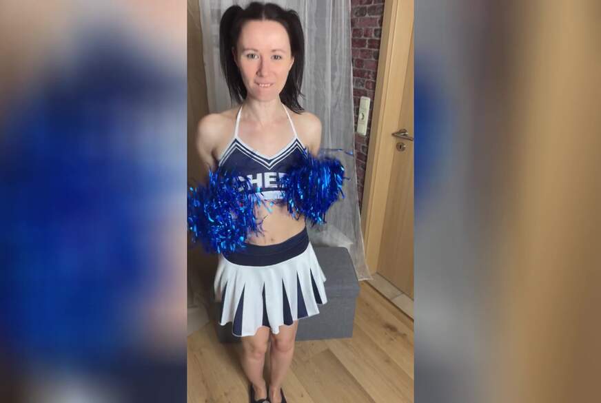 Ronya-Rabe: Ich cherleade für dich und du s*****t in mir ab! Deal?