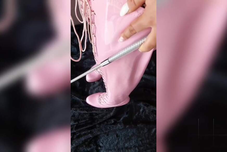 LadyDomisa: Wer will mein Stiefellecker werden? Dirtytalk !!!