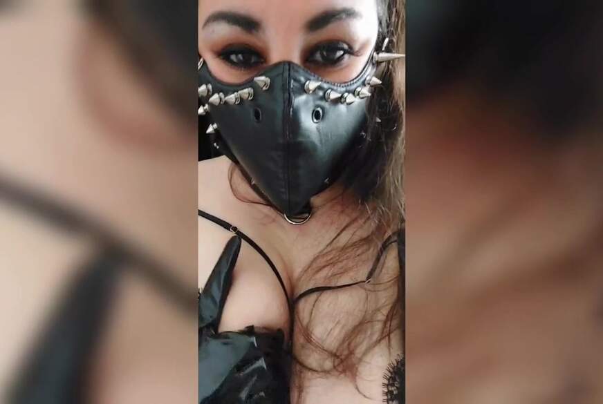 LadyDomisa: Leder Stachelmaske Dirtytalk